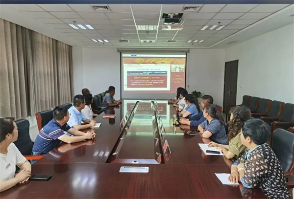 104133.jpg 104133.jpg