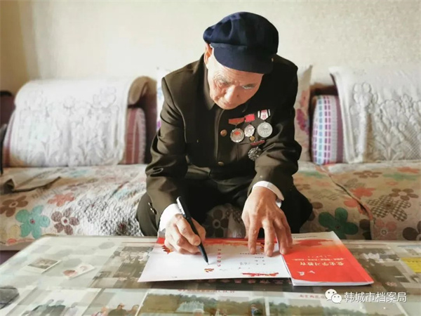 104222.jpg 104222.jpg